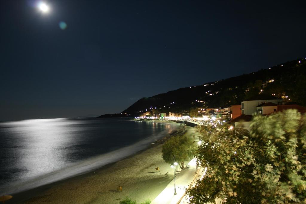 Hotel Manthos Blue Agios Ioannis  Extérieur photo